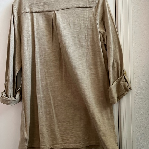 Cold water  Beige Button-Detail Women's Top - Picture 6 of 6